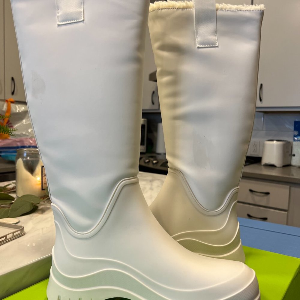 Sam Elderman White Winter Waterproof Boots NIB 8